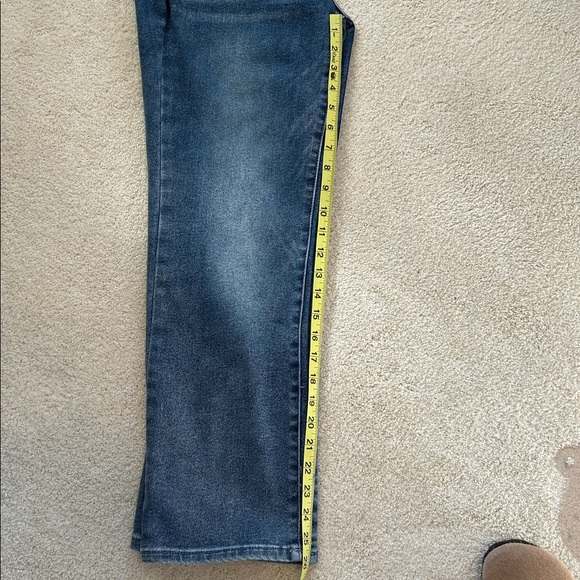 Women’s Wit & Wisdom medium wash Jeans high rise Sz 6 See measurements photos. - Picture 5 of 9